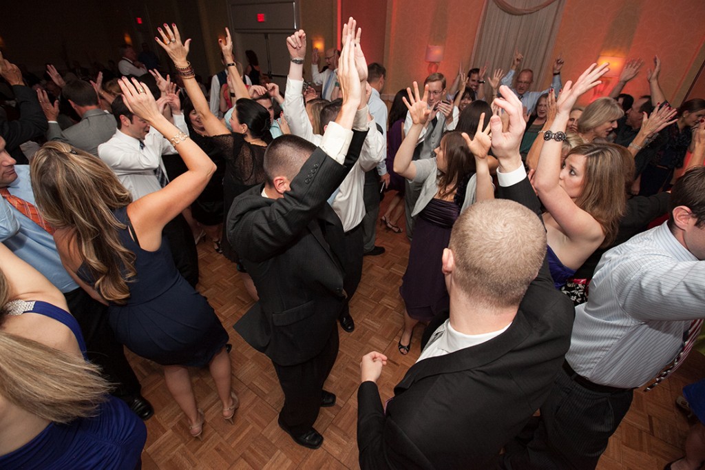 Pittsburgh Wedding DJ | Steel City DJ