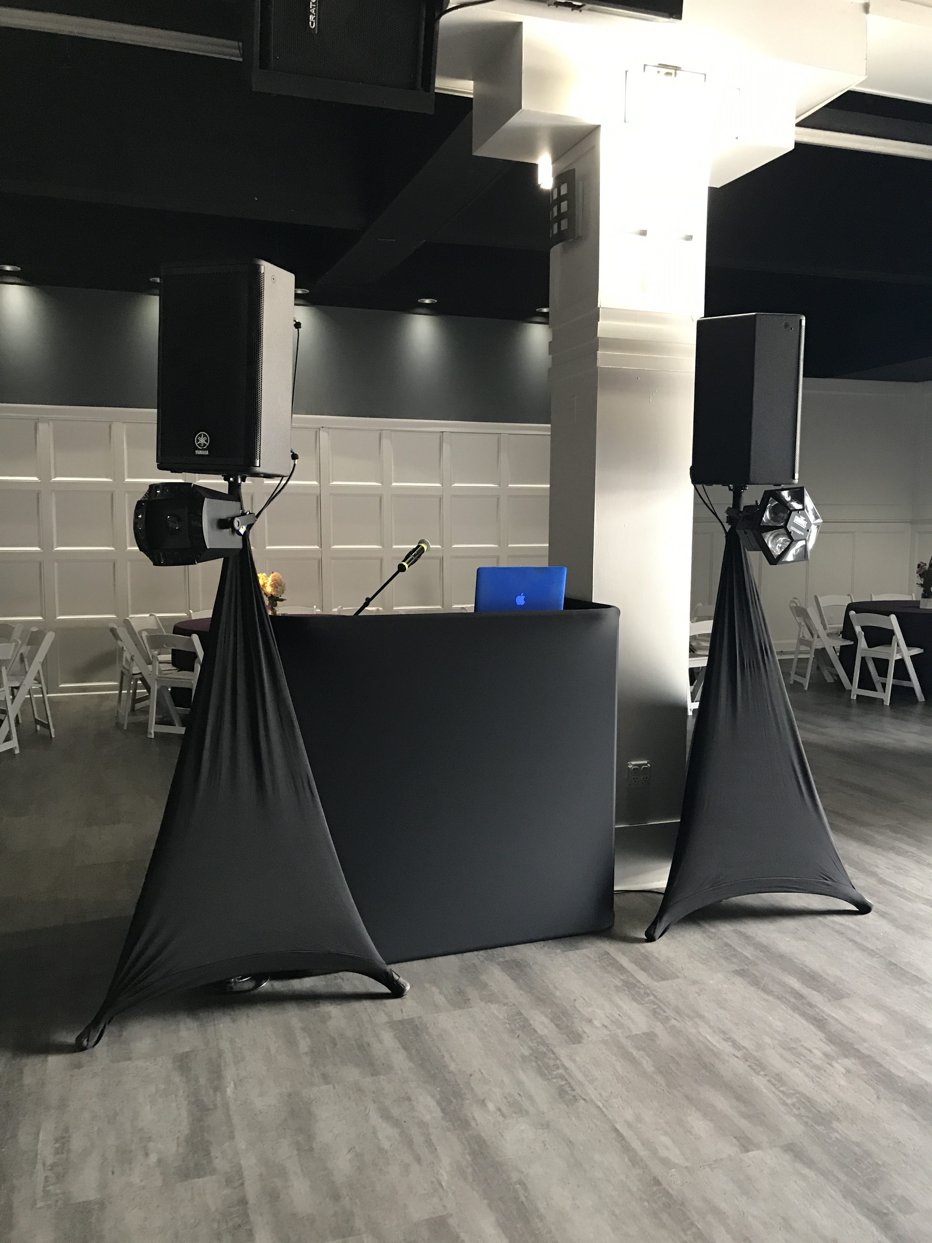 dj table facade